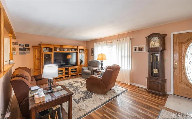 $1,095,000 | 64 New Home Road, Salem, MO 65560