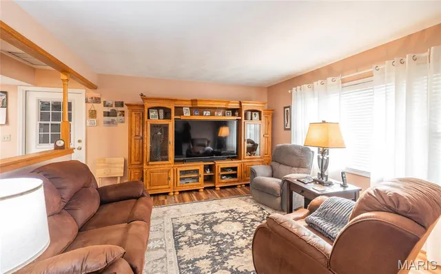 $1,095,000 | 64 New Home Road, Salem, MO 65560