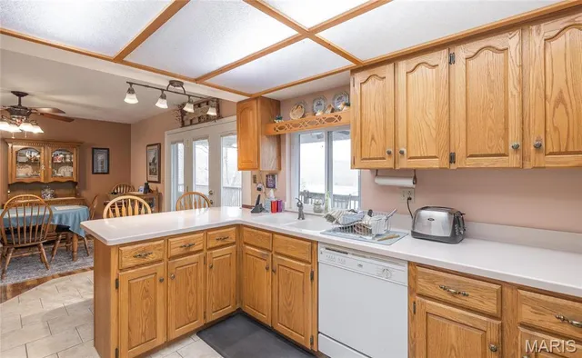 $1,095,000 | 64 New Home Road, Salem, MO 65560