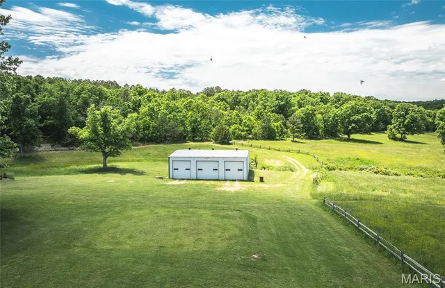 $1,095,000 | 64 New Home Road, Salem, MO 65560