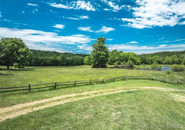 $1,095,000 | 64 New Home Road, Salem, MO 65560