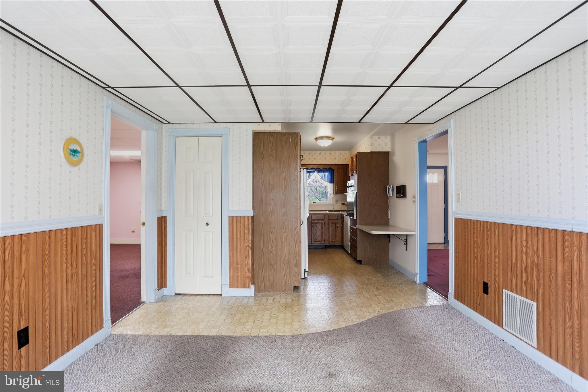 11728 White Hall Road Smithsburg, MD 21783 - Photo 17 of 66 Kitchen/dining