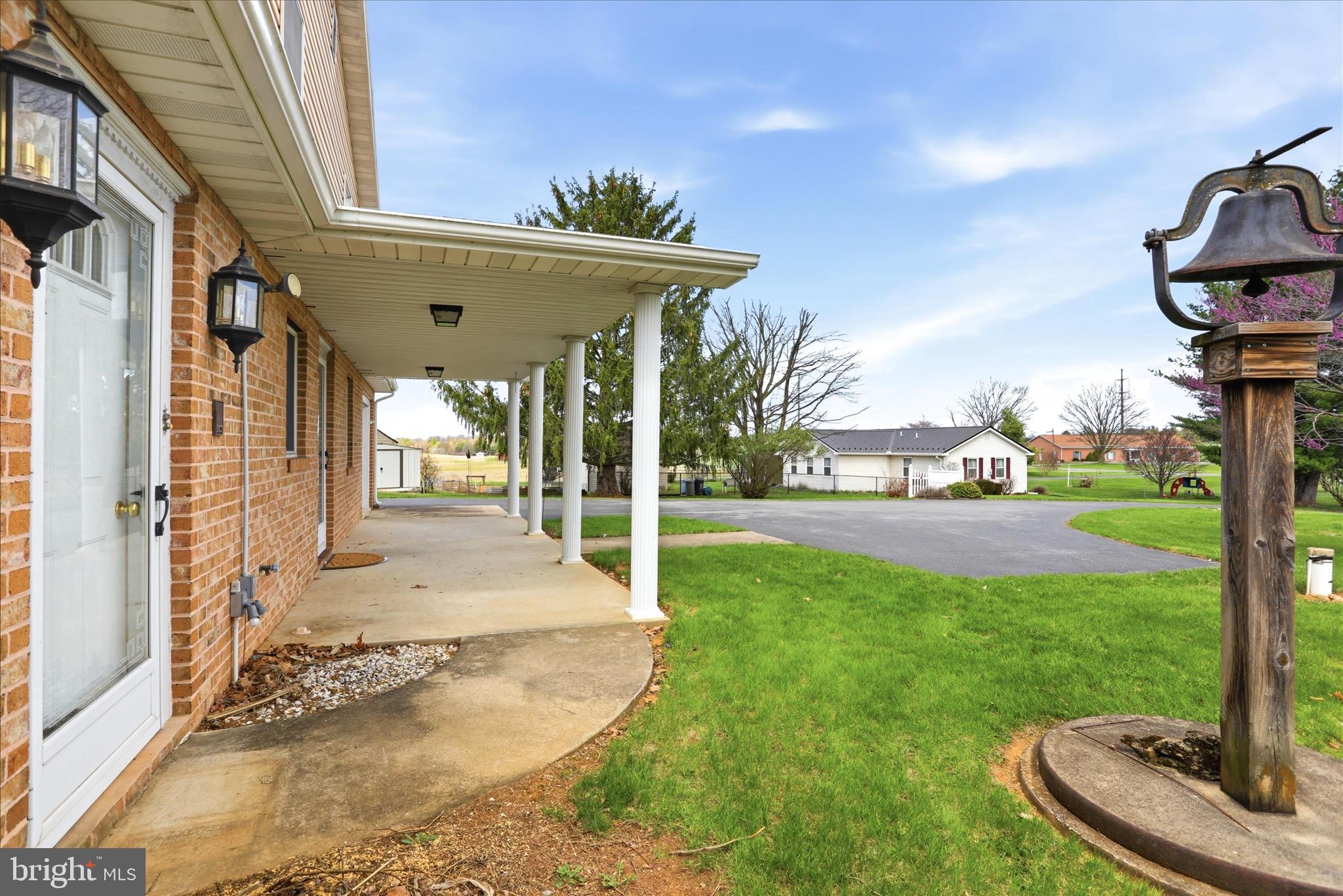 11728 White Hall Road Smithsburg, MD 21783 - Photo 4 of 66