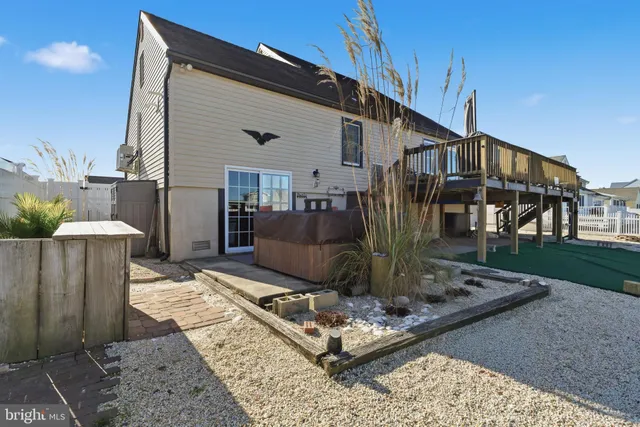 $2,350 | 179 Bernard Drive, Manahawkin, NJ 08050