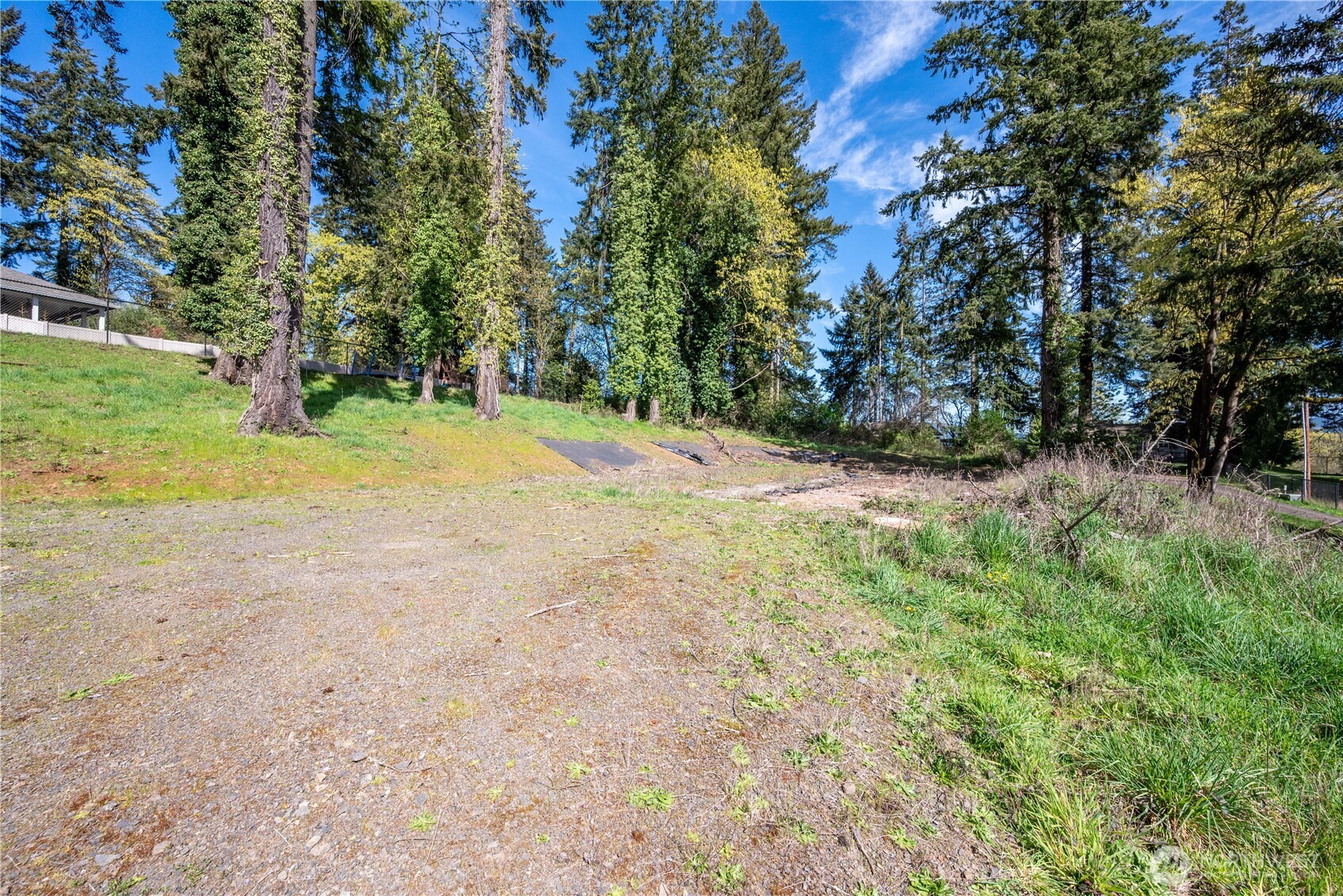 2322 West Castleman Street Longview, WA 98632 - Photo 2 of 17