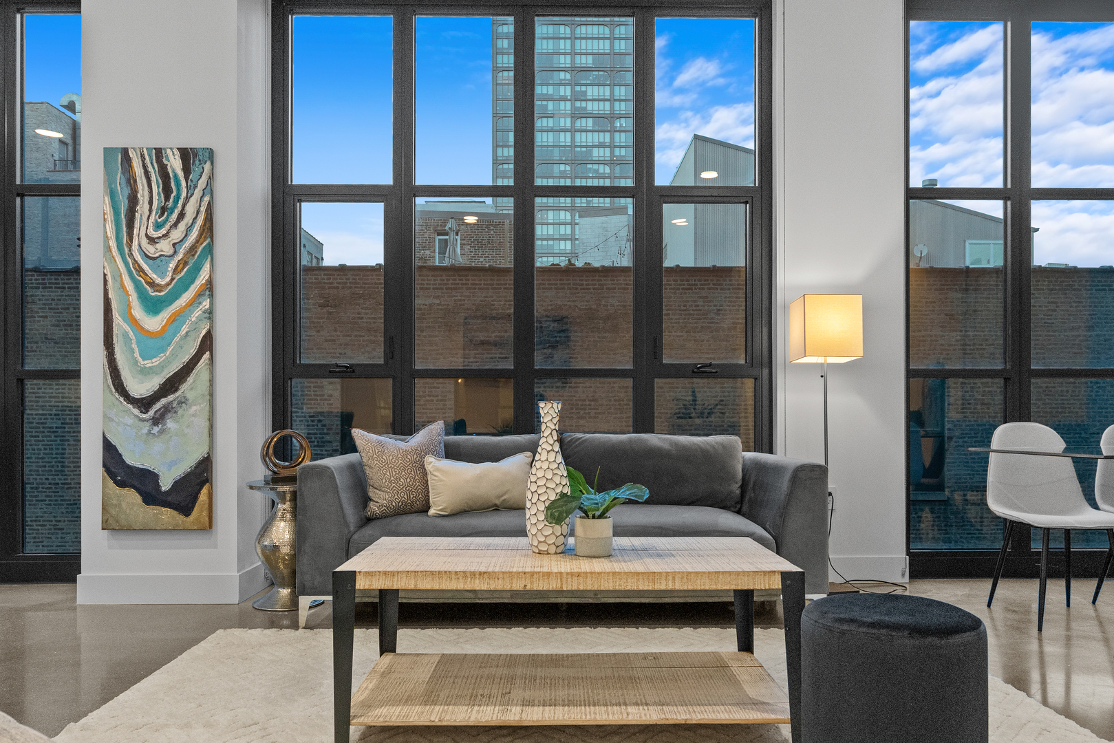 900 West Washington Boulevard, Unit 402 Chicago, IL 60607 - Photo 12 of 37