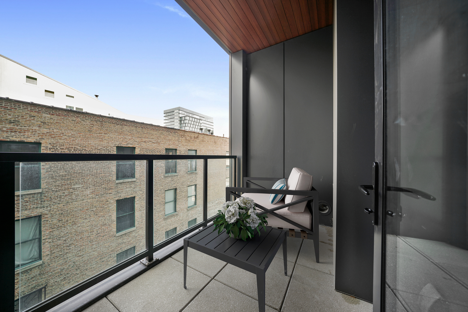 900 West Washington Boulevard, Unit 402 Chicago, IL 60607 - Photo 19 of 37