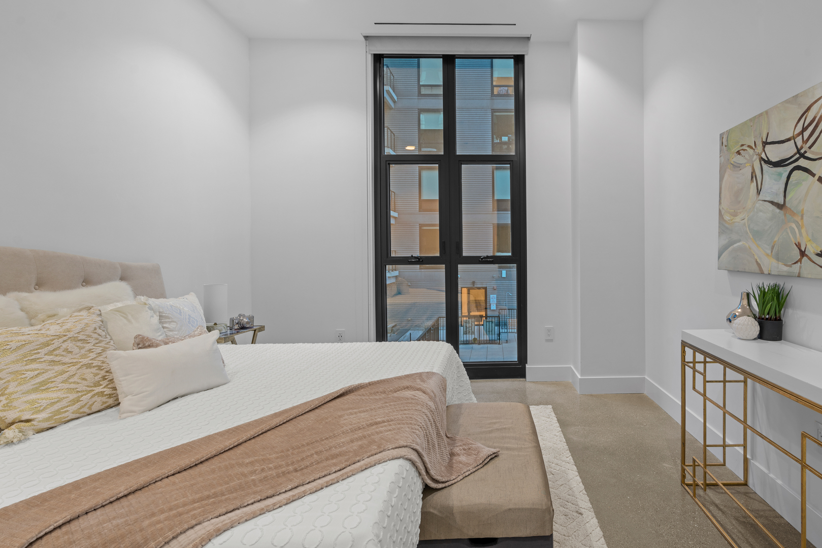 900 West Washington Boulevard, Unit 402 Chicago, IL 60607 - Photo 24 of 37