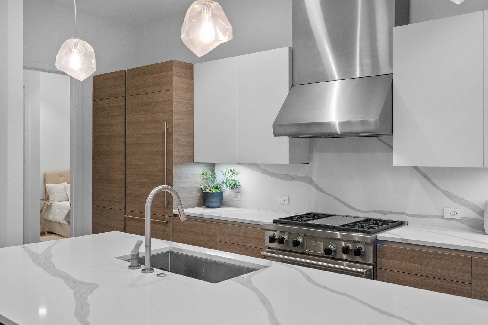 900 West Washington Boulevard, Unit 402 Chicago, IL 60607 - Photo 6 of 37