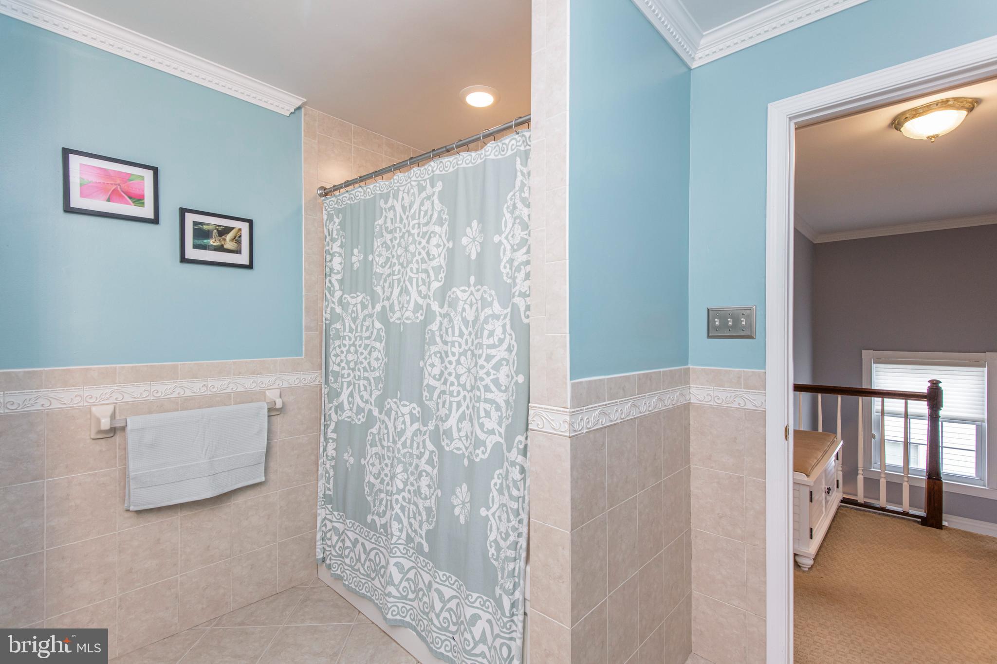 44 Church Road Horsham, PA 19044 - Photo 34 of 53 Hall Bathroom.