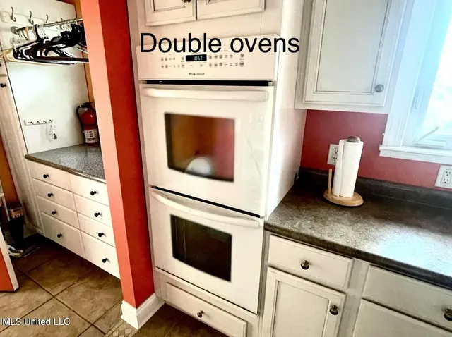 $270,000 | 1517 Oak Leaf Circle, Gautier, MS 39553