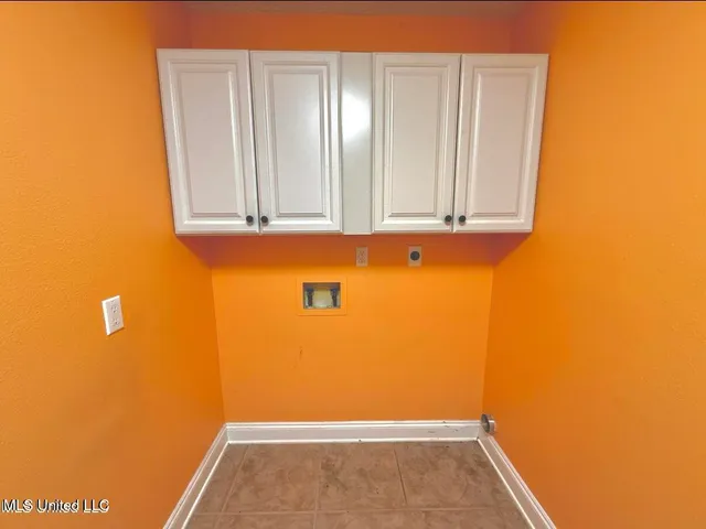 $270,000 | 1517 Oak Leaf Circle, Gautier, MS 39553