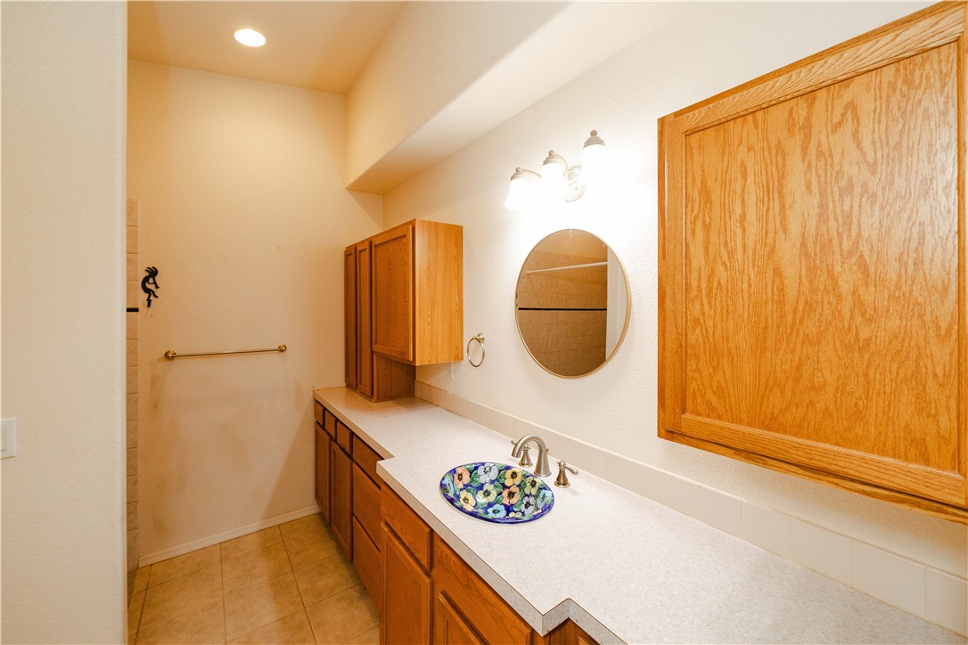16722 Lawton Road Yucca, AZ 86438 - Photo 19 of 76 Bathroom