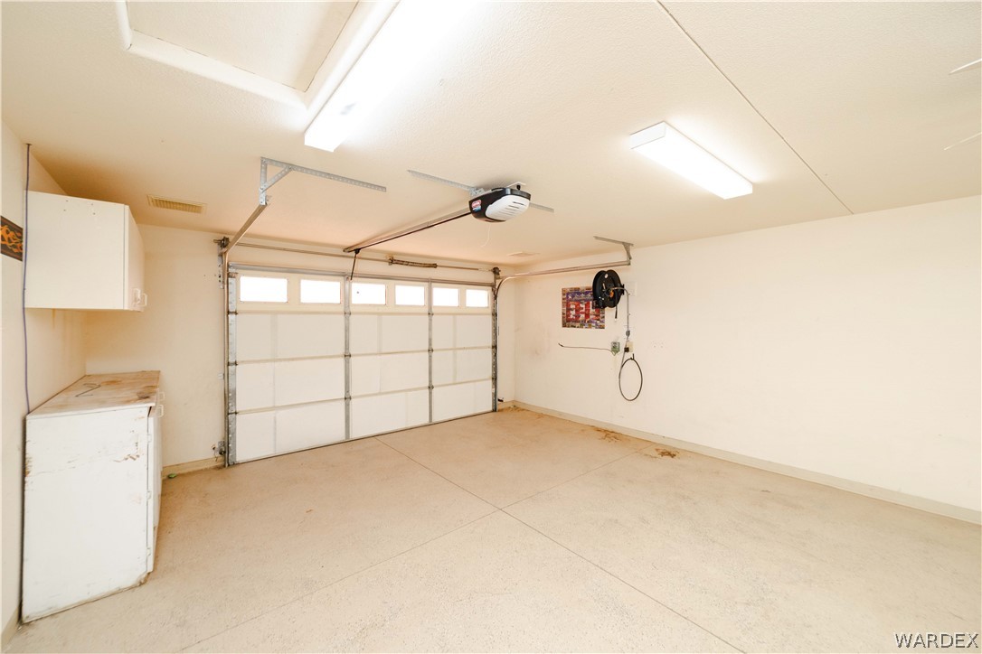 16722 Lawton Road Yucca, AZ 86438 - Photo 26 of 76 Garage
