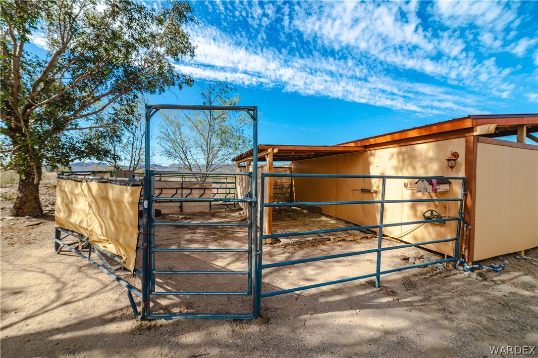 16722 Lawton Road Yucca, AZ 86438 - Photo 33 of 76 Other