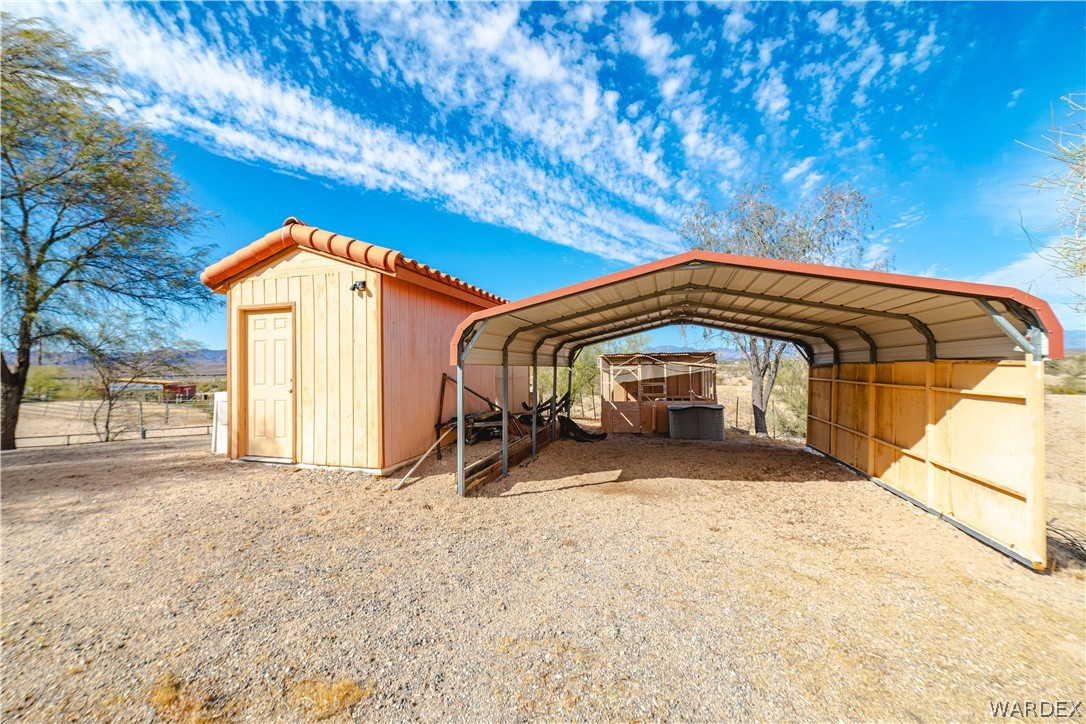 16722 Lawton Road Yucca, AZ 86438 - Photo 51 of 76 Parking