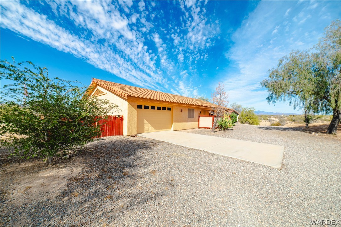 16722 Lawton Road Yucca, AZ 86438 - Photo 63 of 76 Side of Structure