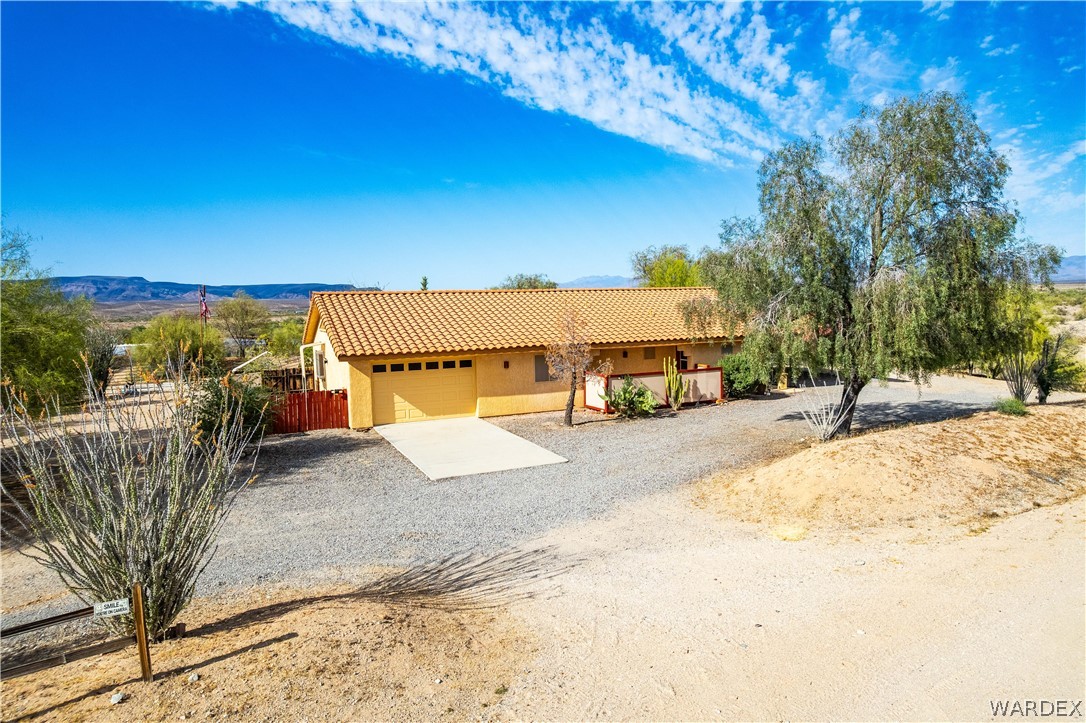 16722 Lawton Road Yucca, AZ 86438 - Photo 65 of 76 Front of Structure
