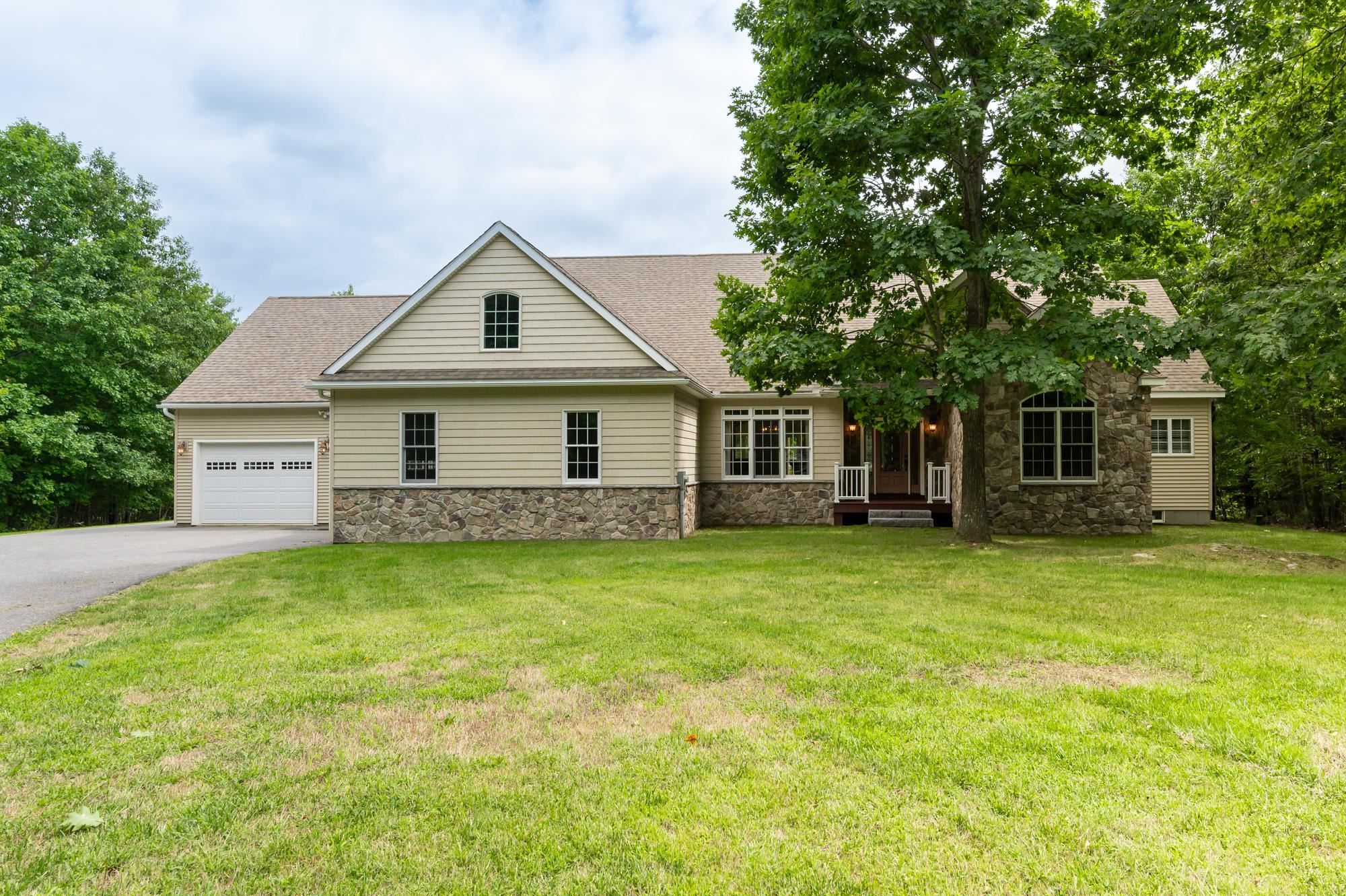 192 Addison Road Goffstown, NH 03045 - Photo 1 of 36