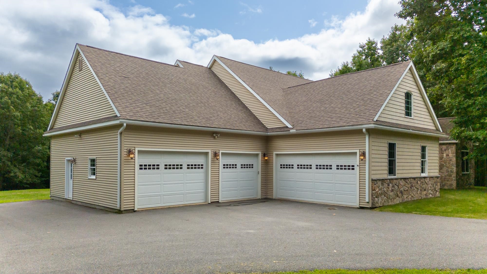 192 Addison Road Goffstown, NH 03045 - Photo 13 of 36