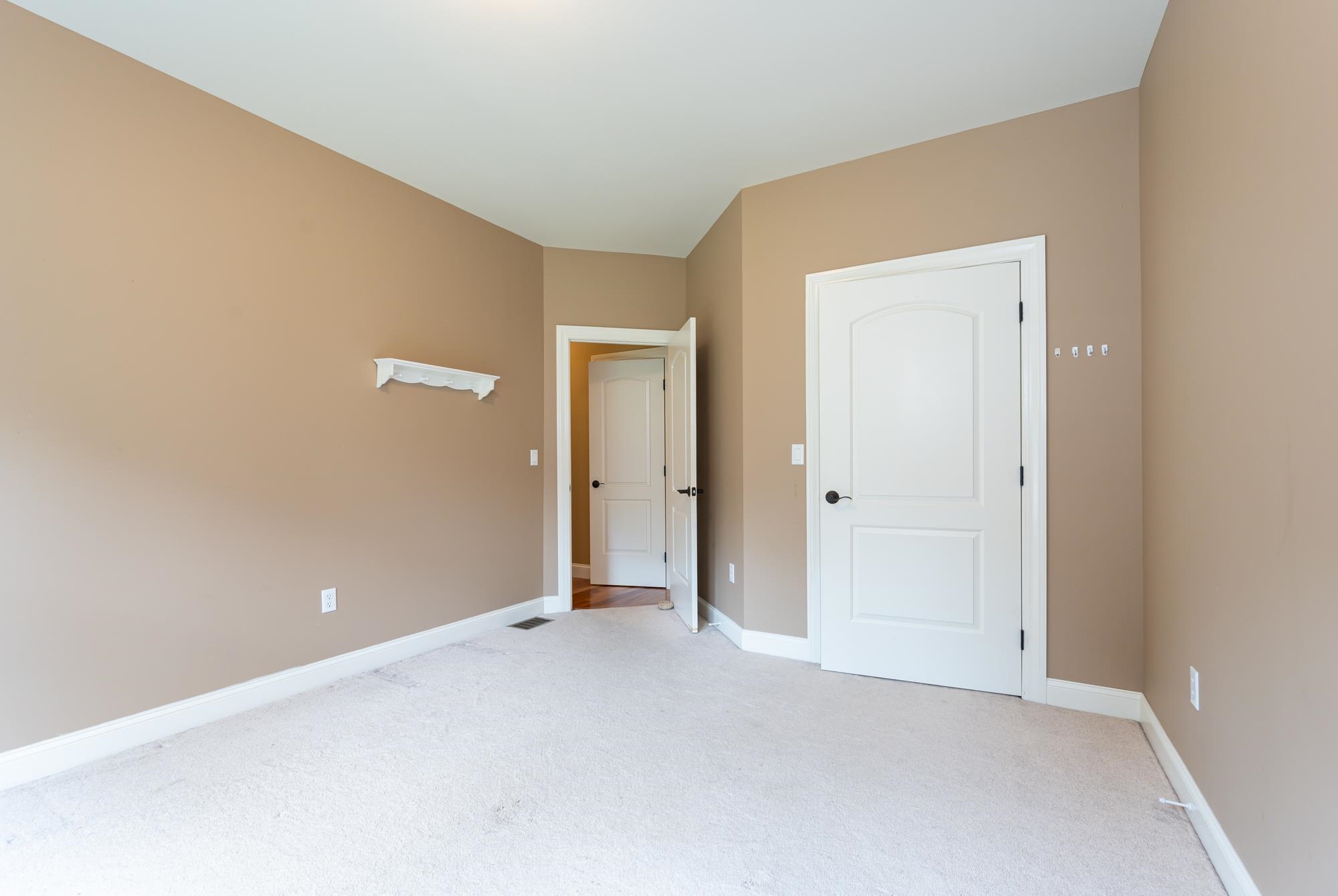 192 Addison Road Goffstown, NH 03045 - Photo 16 of 36