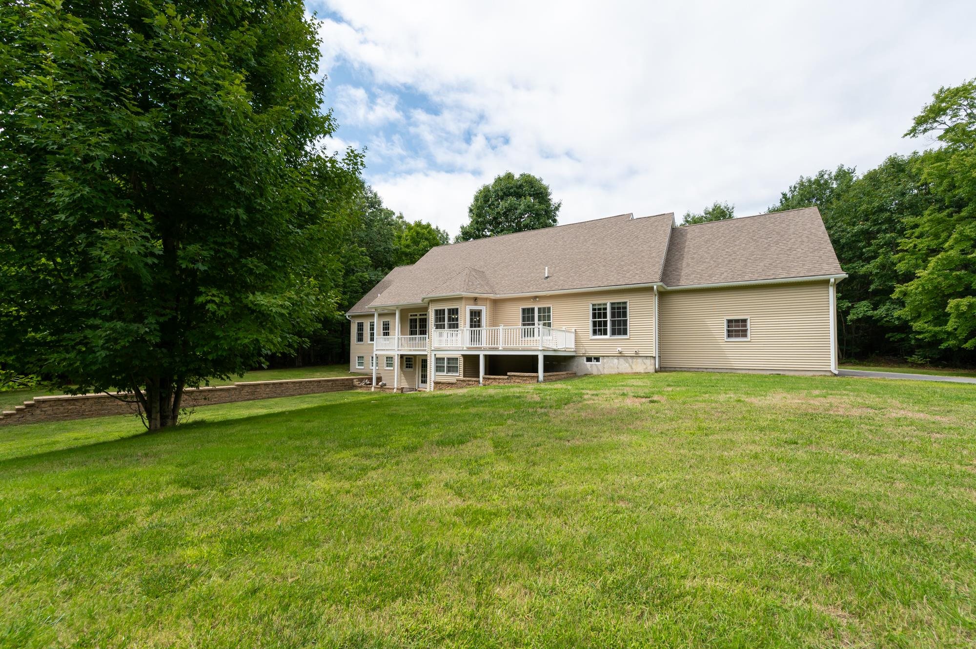 192 Addison Road Goffstown, NH 03045 - Photo 33 of 36