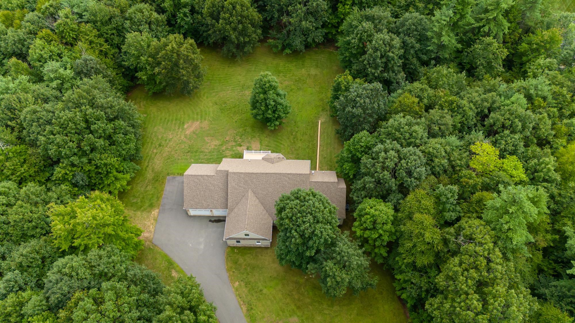 192 Addison Road Goffstown, NH 03045 - Photo 5 of 36