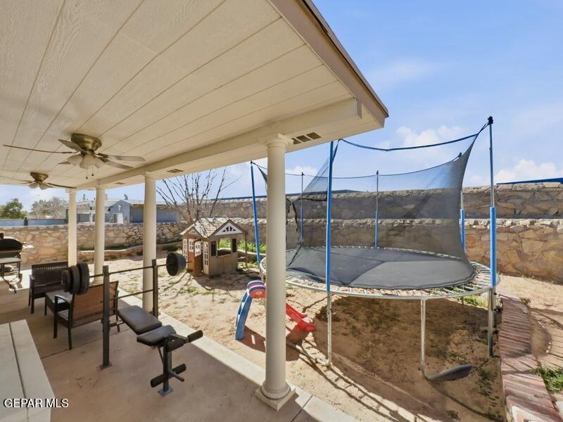 1695 St Stephen Place El Paso, TX 79936 - Photo 9 of 17 image00010