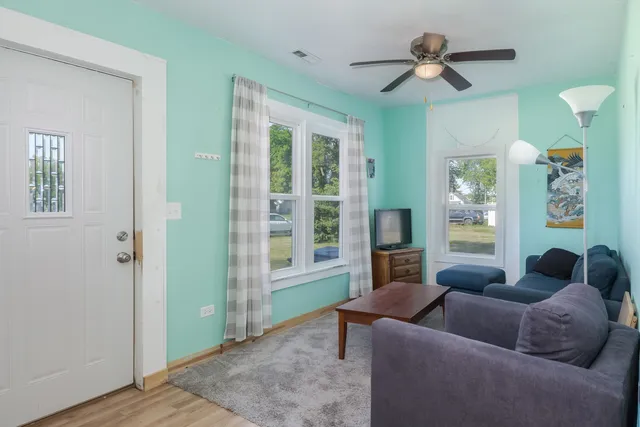 $134,900 | 411 East Mazon Street, Gardner, IL 60424