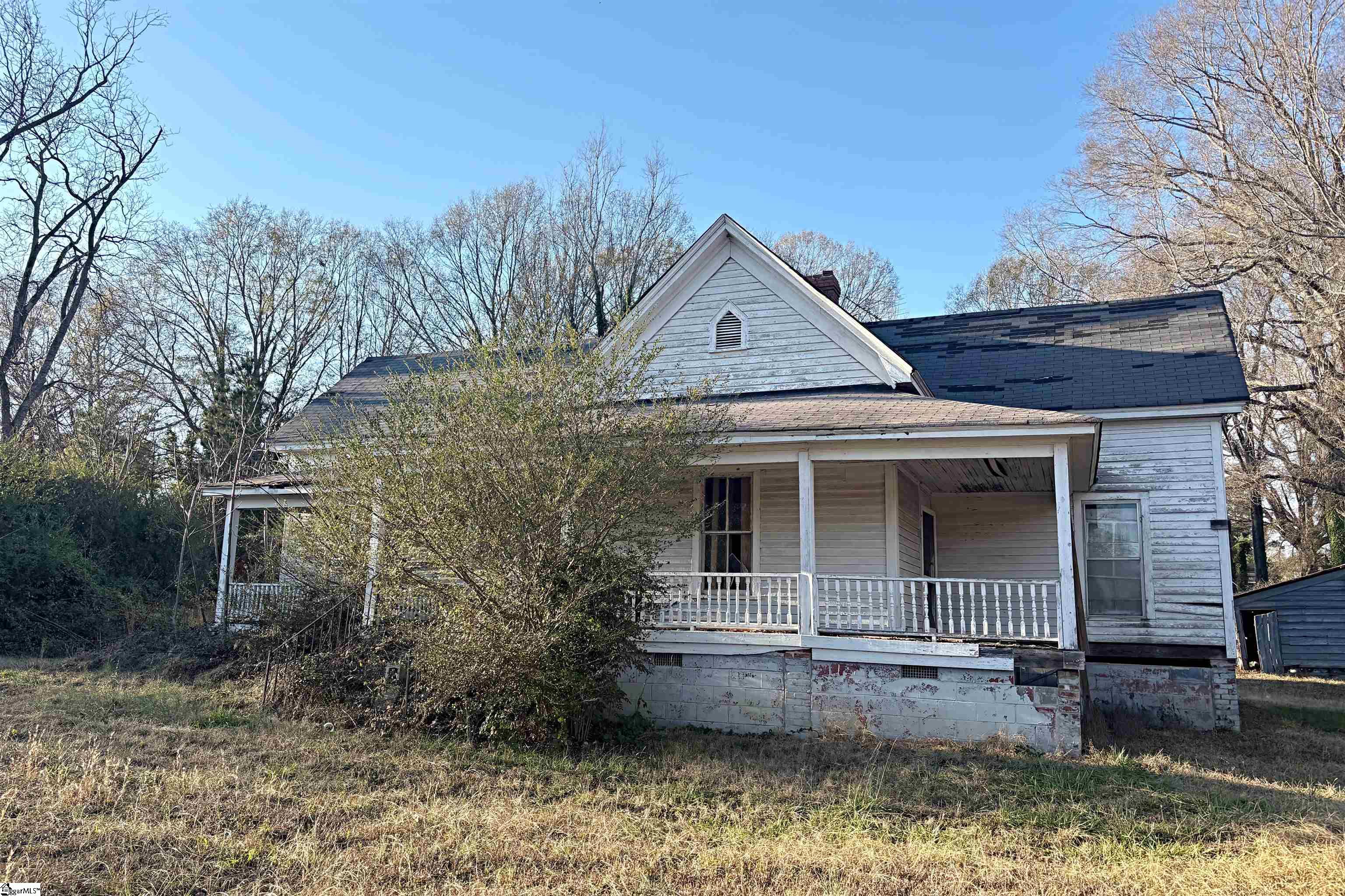 15 Ropp Street Gray Court, SC 29645 - Photo 1 of 6