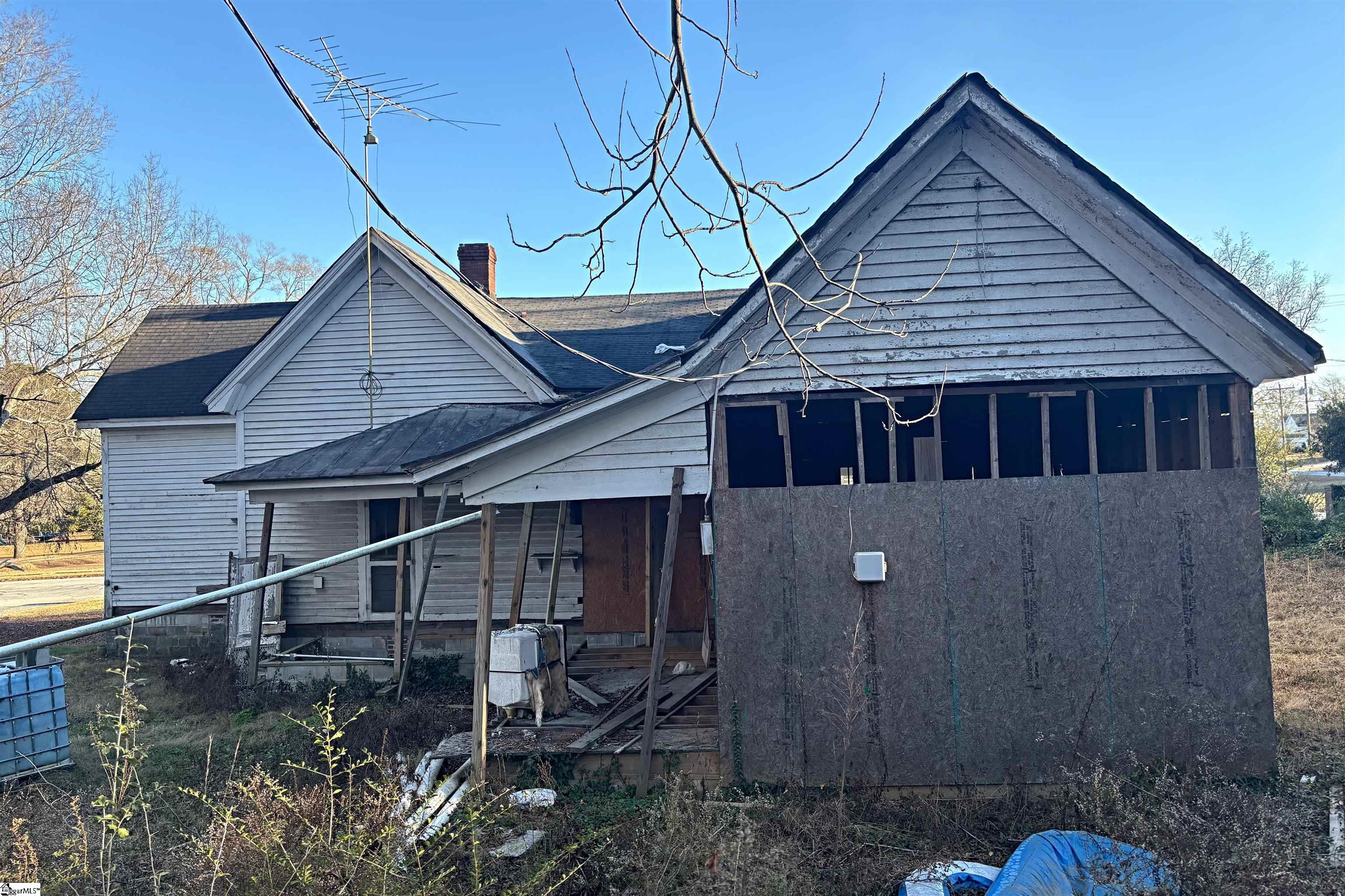 15 Ropp Street Gray Court, SC 29645 - Photo 5 of 6