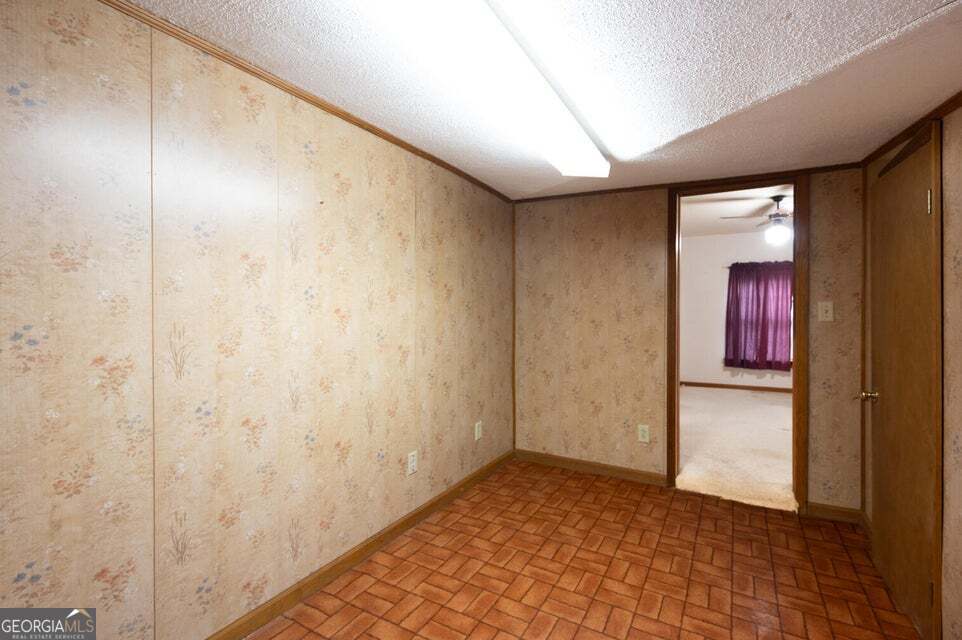 626 Greenbush Road LaFayette, GA 30728 - Photo 20 of 53 a view of a hallway with wooden shelves