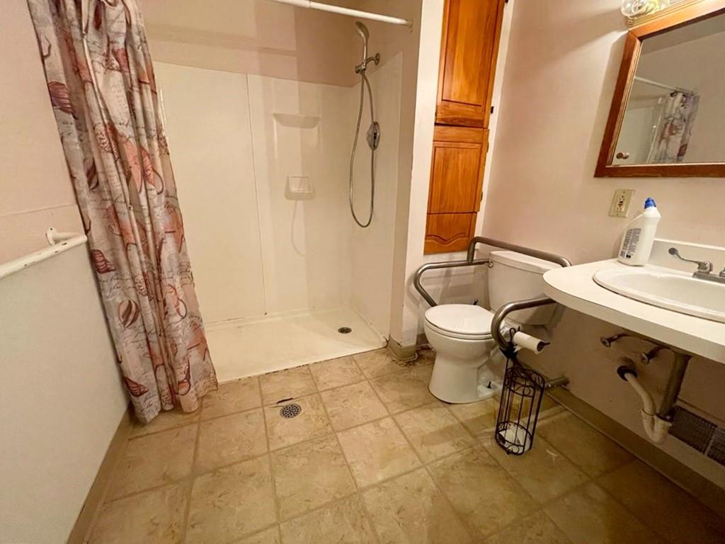 266 West Bruceton Road Pittsburgh, PA 15236 - Photo 14 of 25 Gallery Image 14