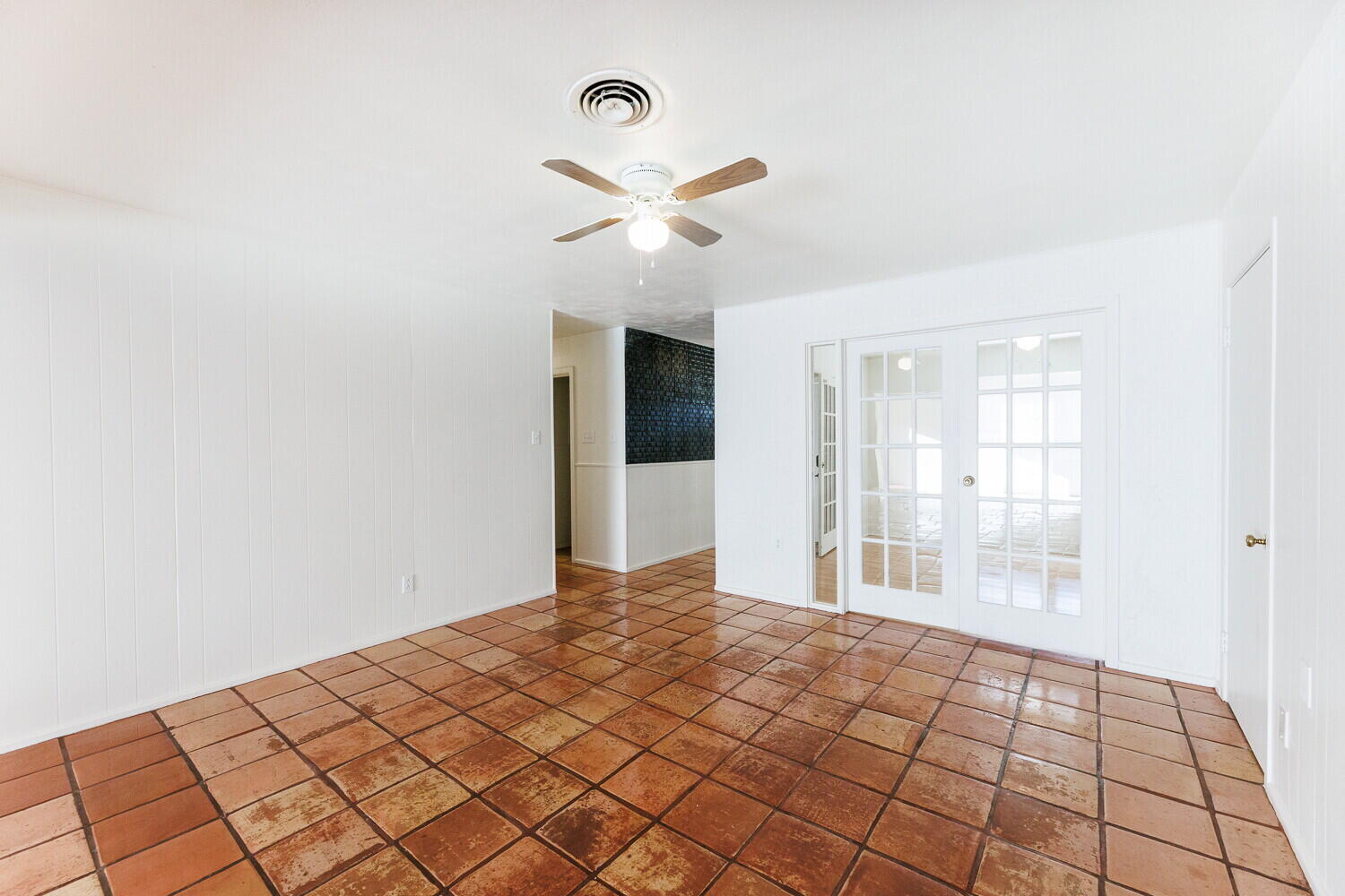 4714 46th Street Lubbock, TX 79414 - Photo 10 of 57 a view of an empty room and window