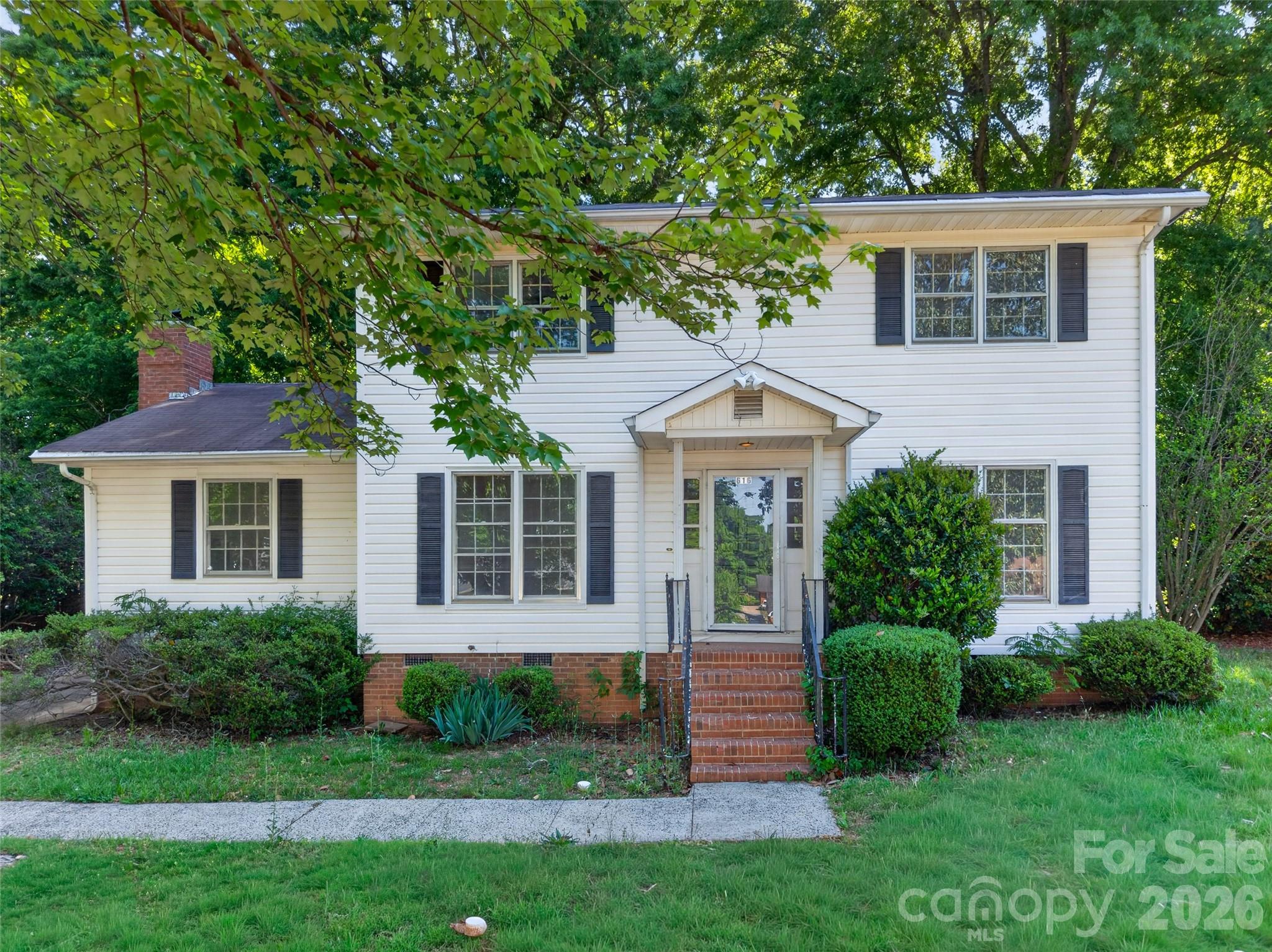 616 Old Farm Road Statesville, NC 28625 - Photo 2 of 34