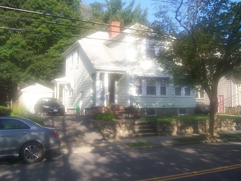 69 Victory Road Lynn, MA 01902 - Photo 1 of 29 Gallery Image 1