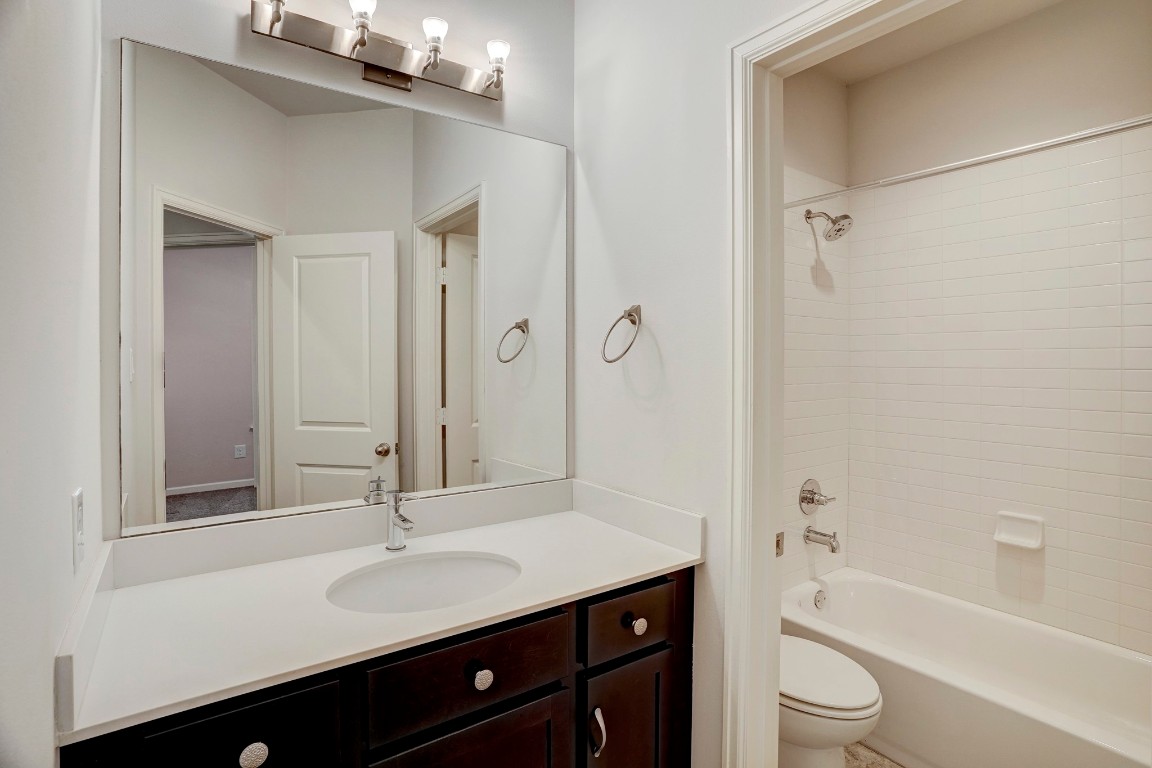 3413 Omega Street Houston, TX 77022 - Photo 11 of 12