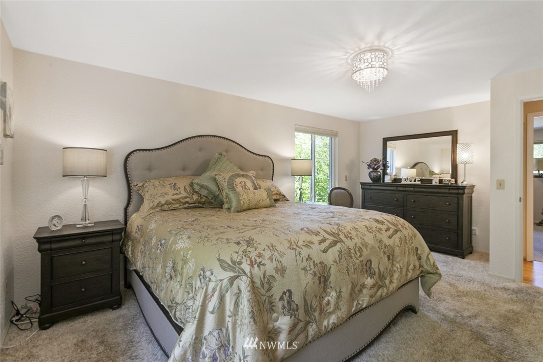 17646 122nd Place Southeast Renton, WA 98058 - Photo 14 of 25