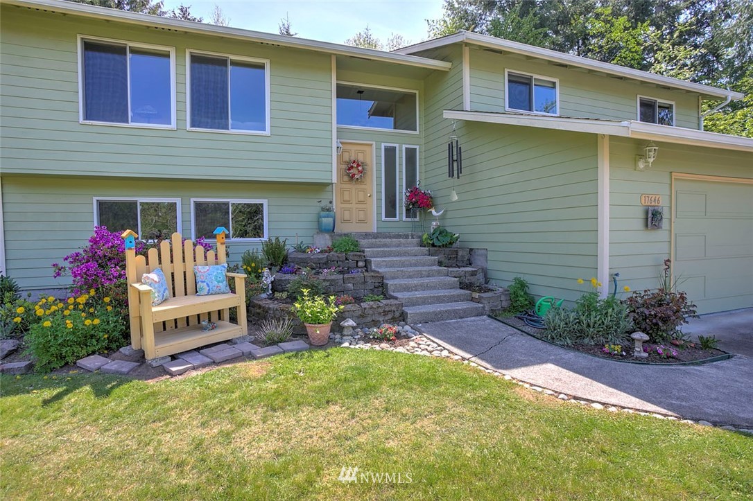 17646 122nd Place Southeast Renton, WA 98058 - Photo 3 of 25