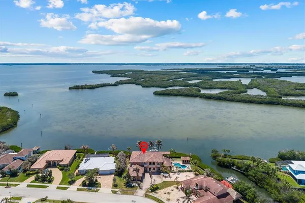 $3,100,000 | 7 Cove View Court, Cocoa Beach, FL 32931