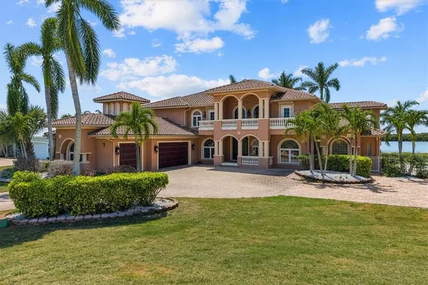 $3,100,000 | 7 Cove View Court, Cocoa Beach, FL 32931