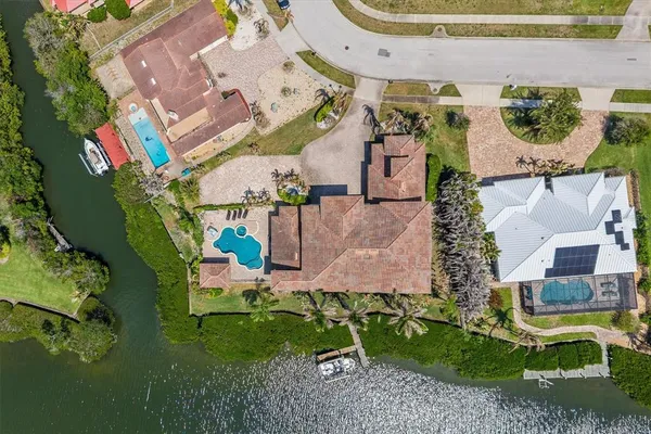 $3,100,000 | 7 Cove View Court, Cocoa Beach, FL 32931