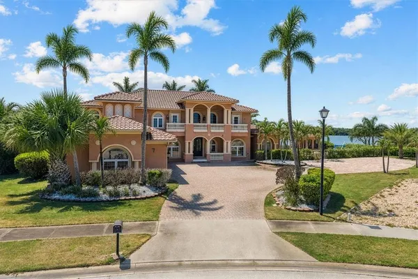 $3,100,000 | 7 Cove View Court, Cocoa Beach, FL 32931