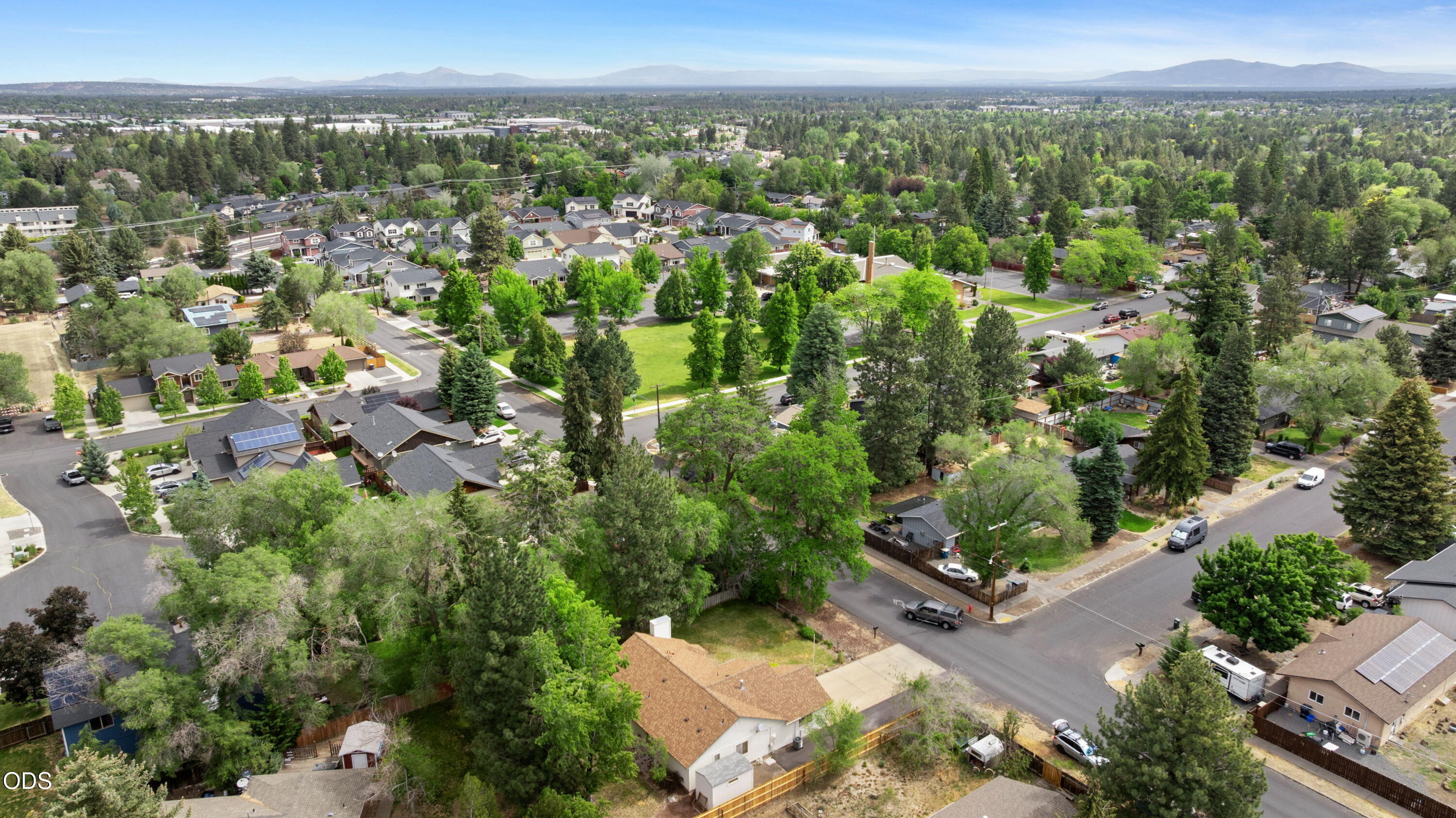 2400 Northeast Jones Road Bend, OR 97701 - Photo 33 of 33