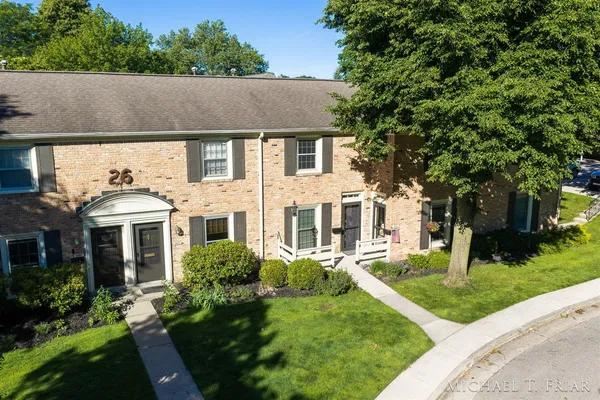 $227,900 | 2429 Cranden Drive Southeast, Grand Rapids, MI 49506