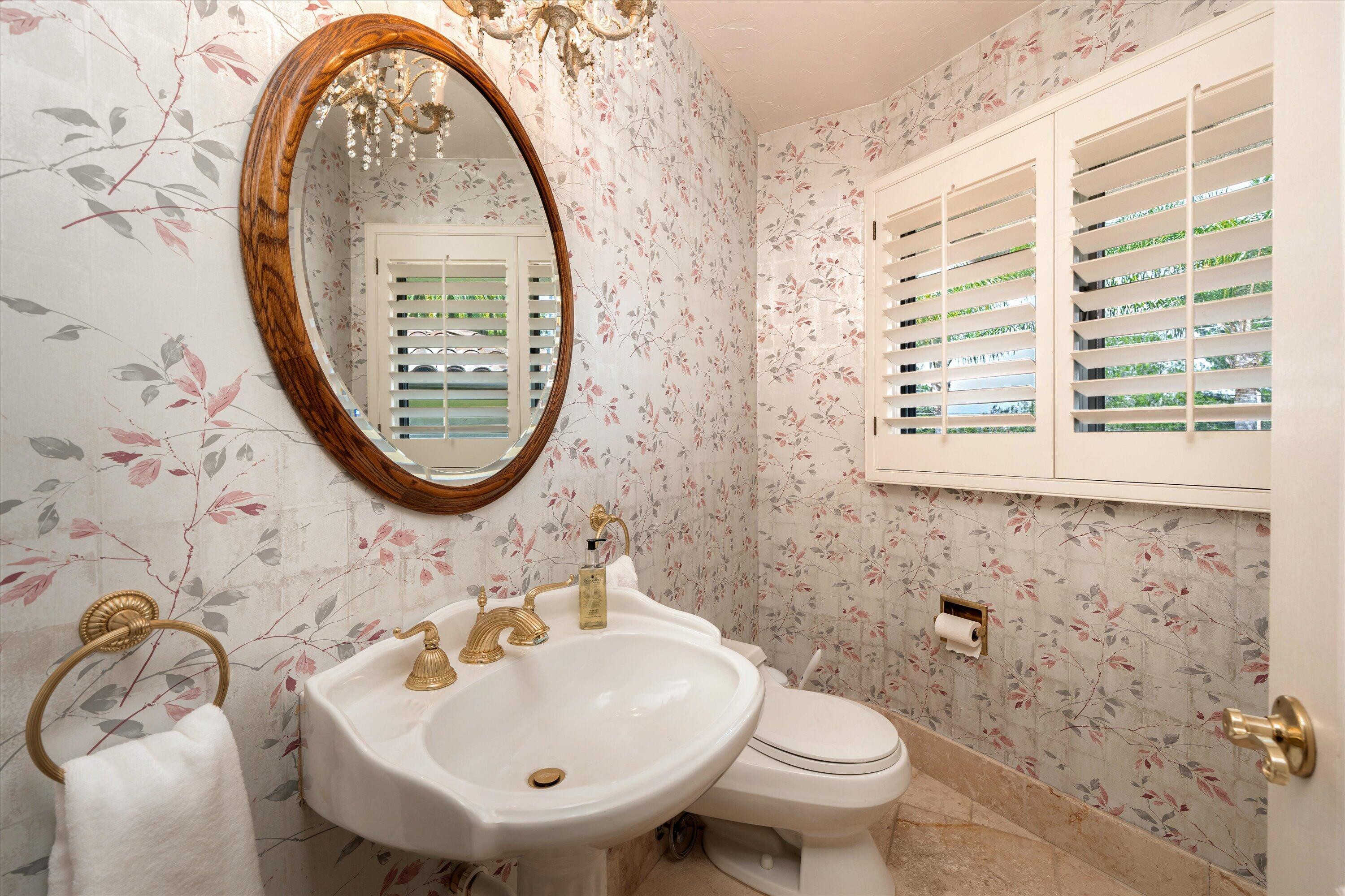 200 Morada Lane Santa Barbara, CA 93105 - Photo 27 of 39 Powder Bath