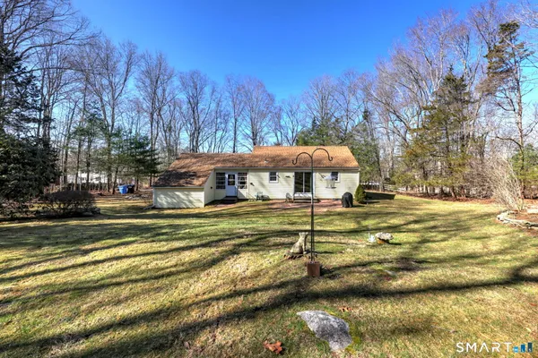 $425,000 | 534 Horse Pond Road, Madison, CT 06443