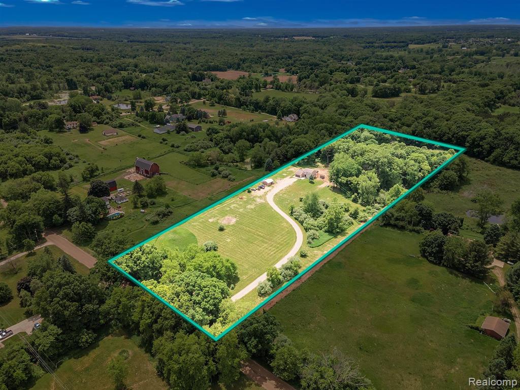 2244 Dutcher Road Howell, MI 48843 - Photo 19 of 22