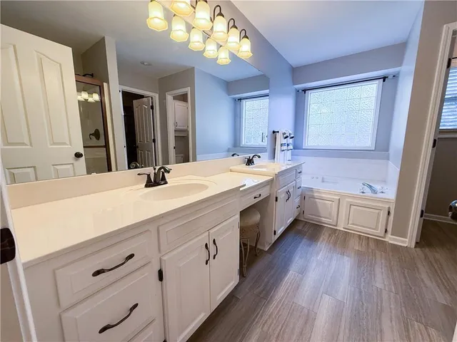 $445,000 | 1517 Johnston Drive, Raymore, MO 64083