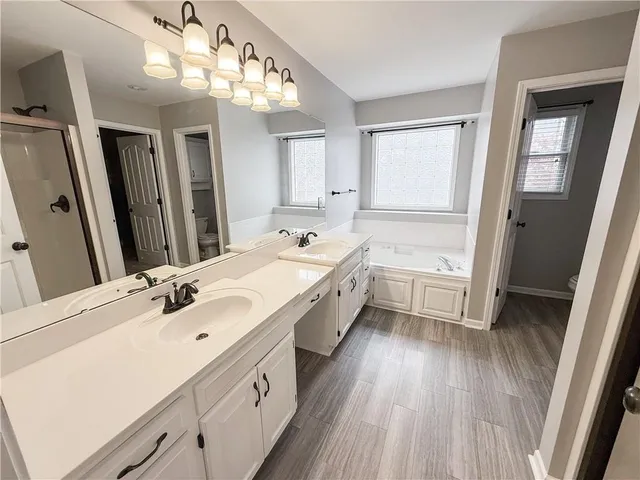 $440,000 | 1517 Johnston Drive, Raymore, MO 64083